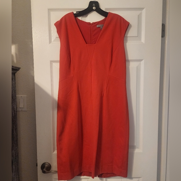 Coral Classique Entier Dress - Picture 2 of 9